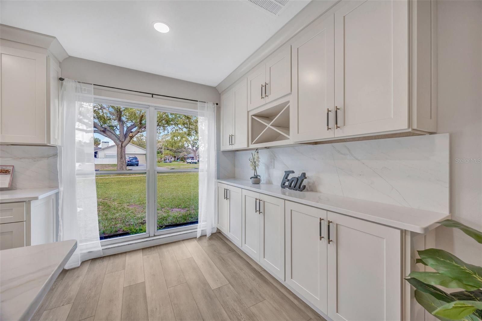 Image 9 of 51 For 10408 Butia Place