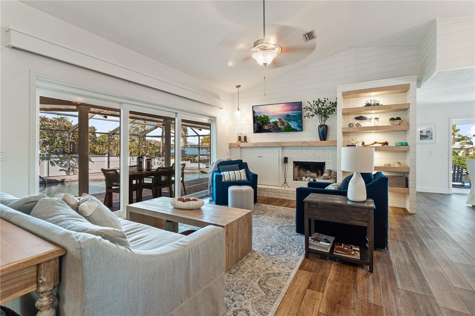 Image 10 of 34 For 6611 Surfside Boulevard