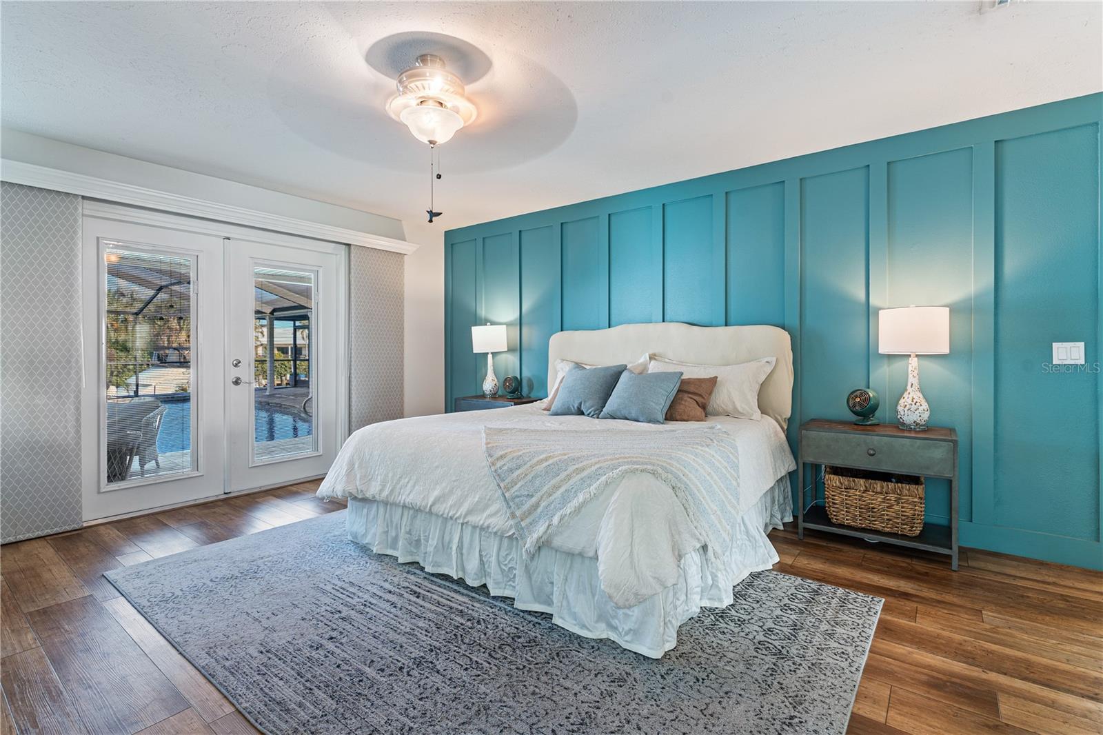 Image 19 of 34 For 6611 Surfside Boulevard