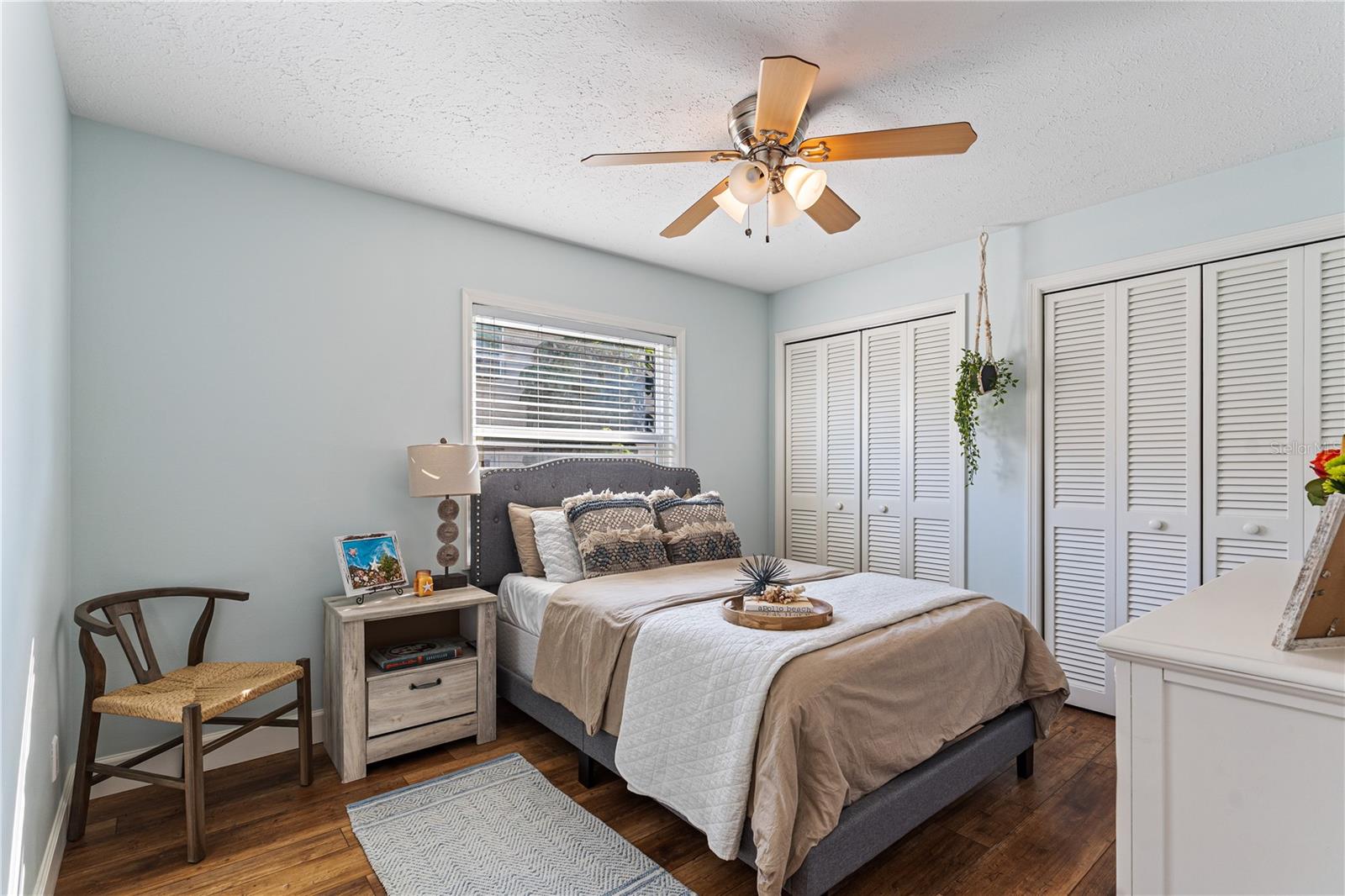 Image 26 of 34 For 6611 Surfside Boulevard