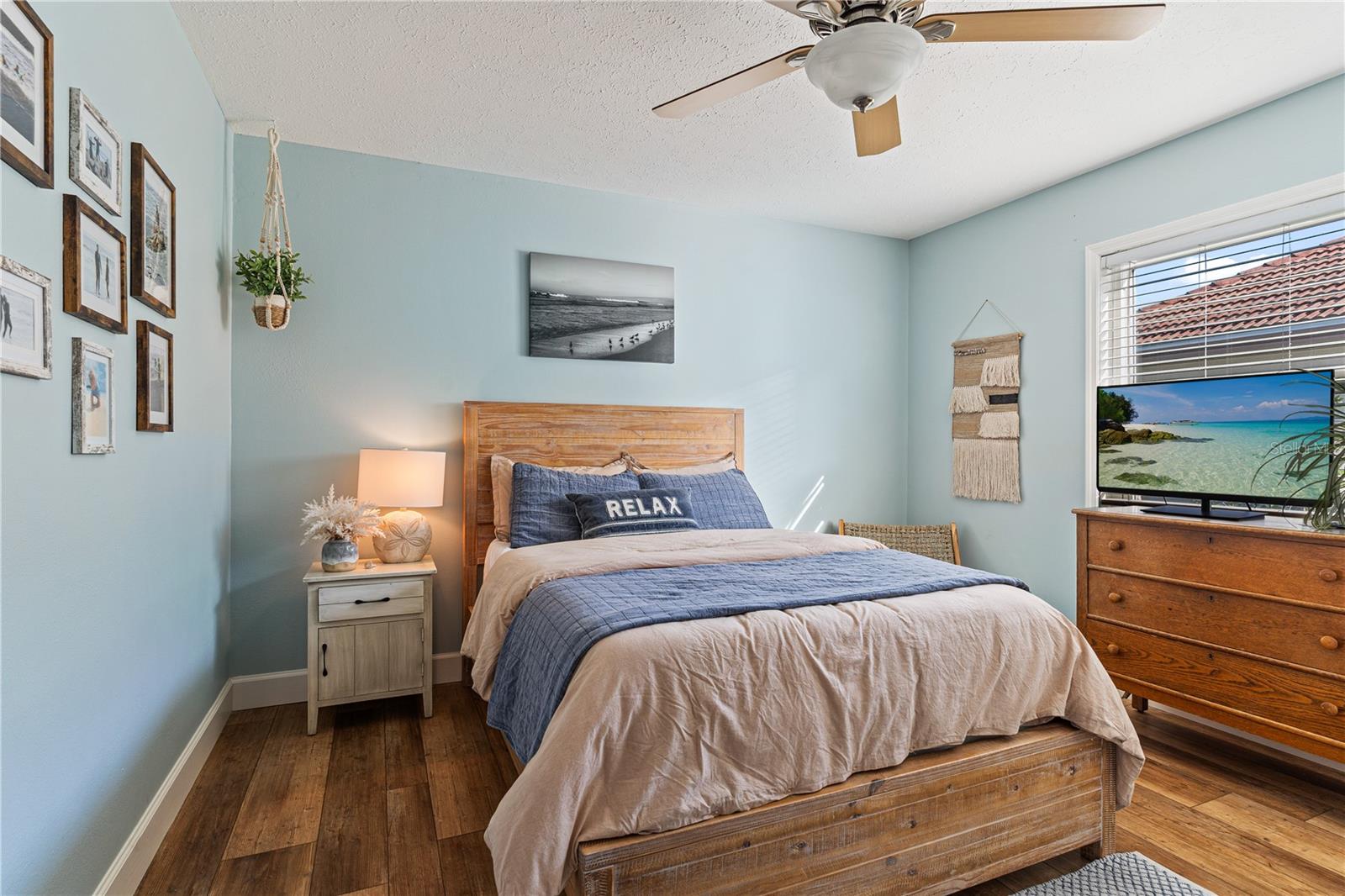 Image 29 of 34 For 6611 Surfside Boulevard