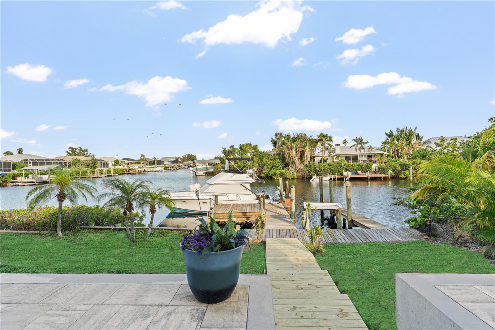 Image 3 of 34 For 6611 Surfside Boulevard