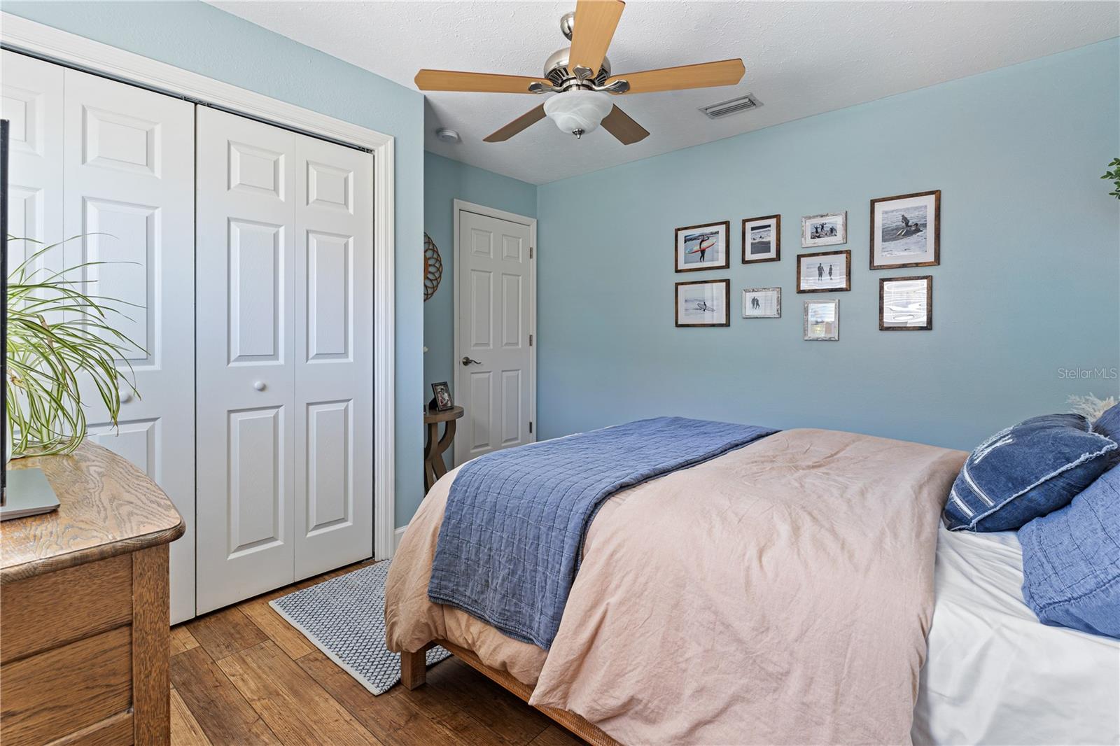 Image 30 of 34 For 6611 Surfside Boulevard