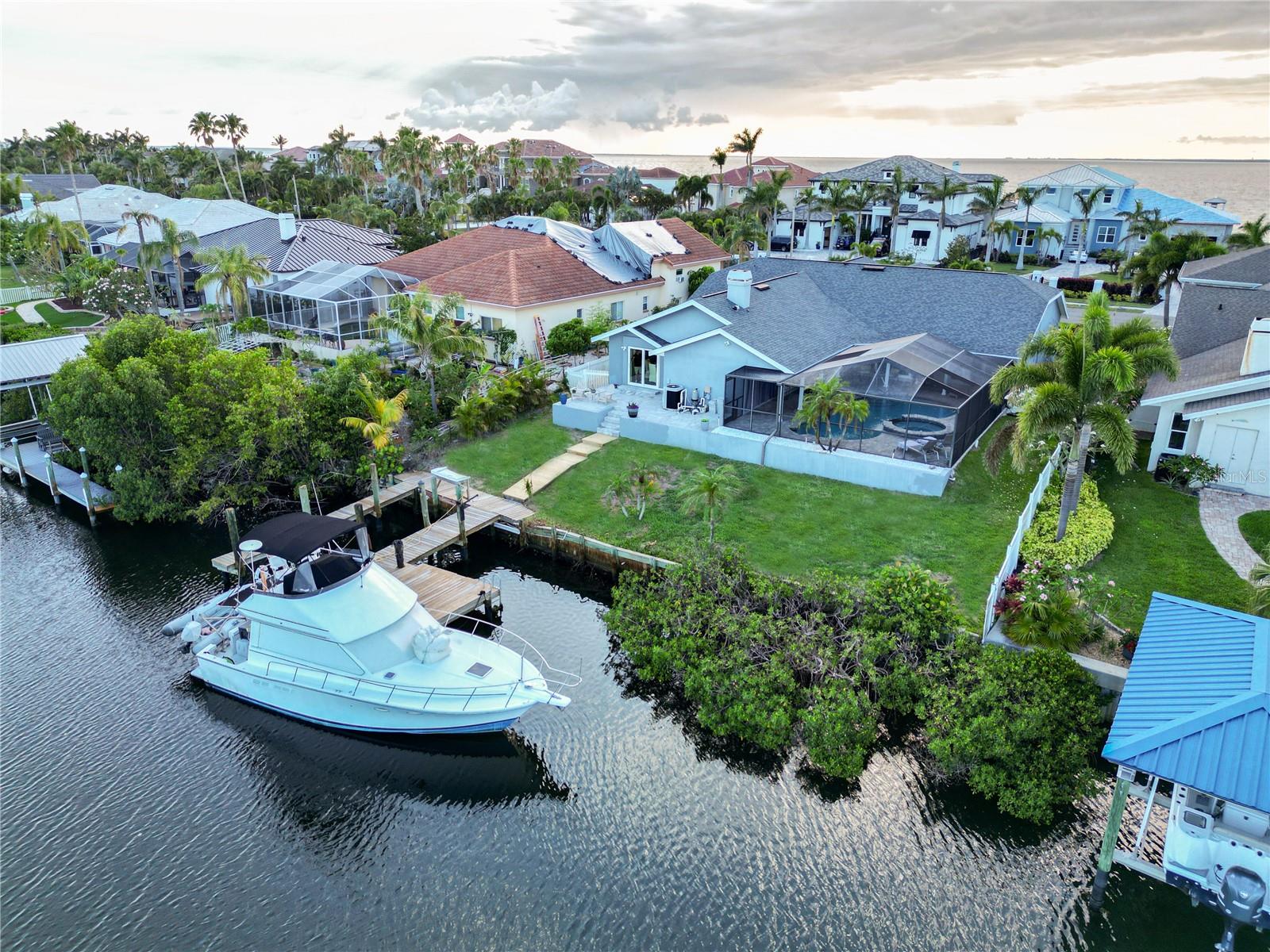 Image 33 of 34 For 6611 Surfside Boulevard