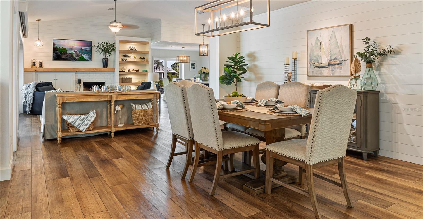 Image 9 of 34 For 6611 Surfside Boulevard