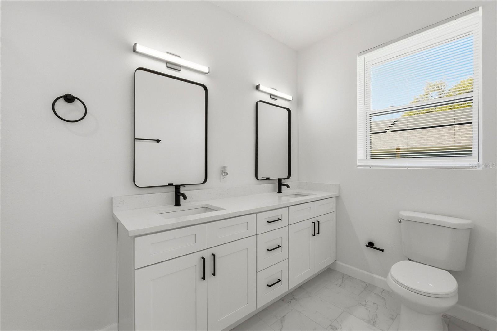 Image 25 of 30 For 913 Genesee Street