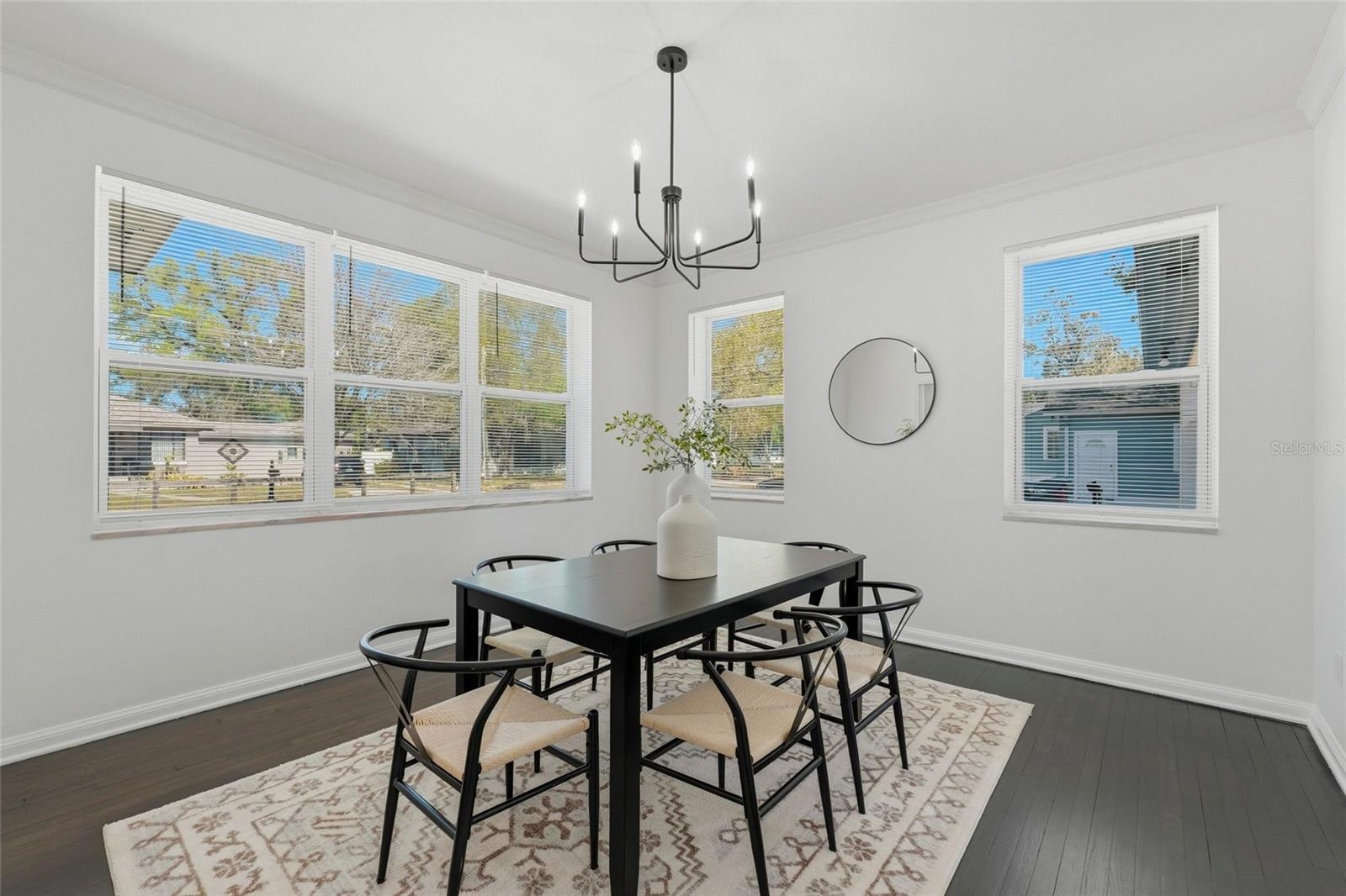 Image 6 of 30 For 913 Genesee Street