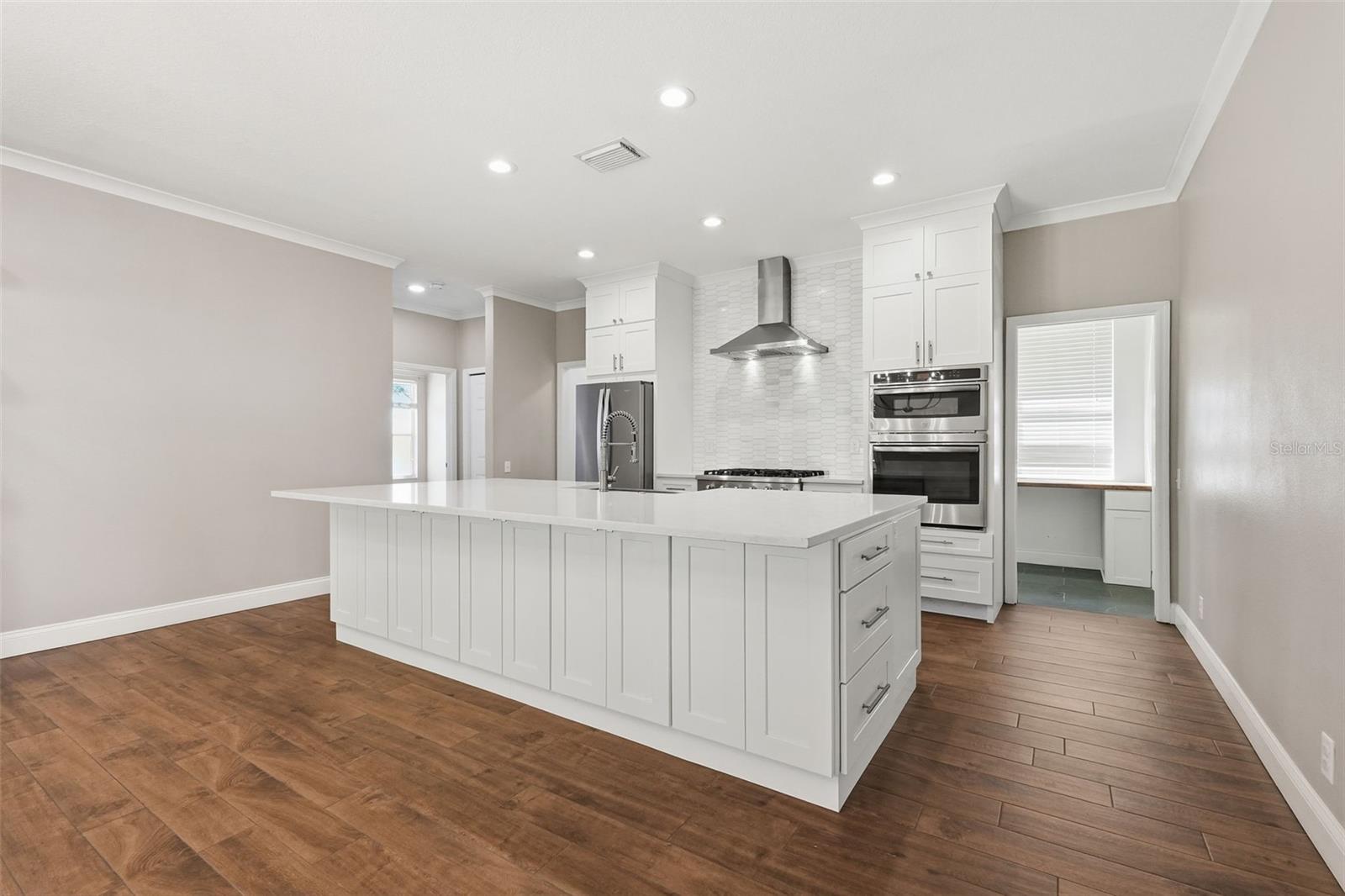 Image 12 of 44 For 1857 Riveredge Drive