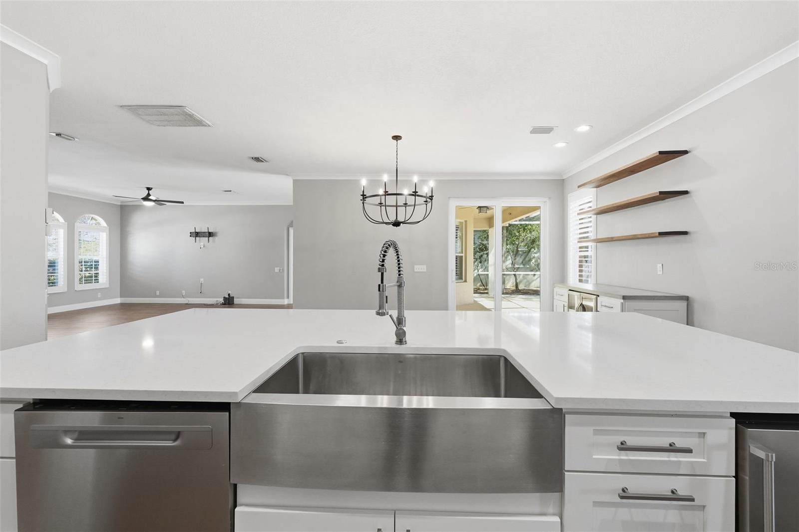 Image 15 of 44 For 1857 Riveredge Drive