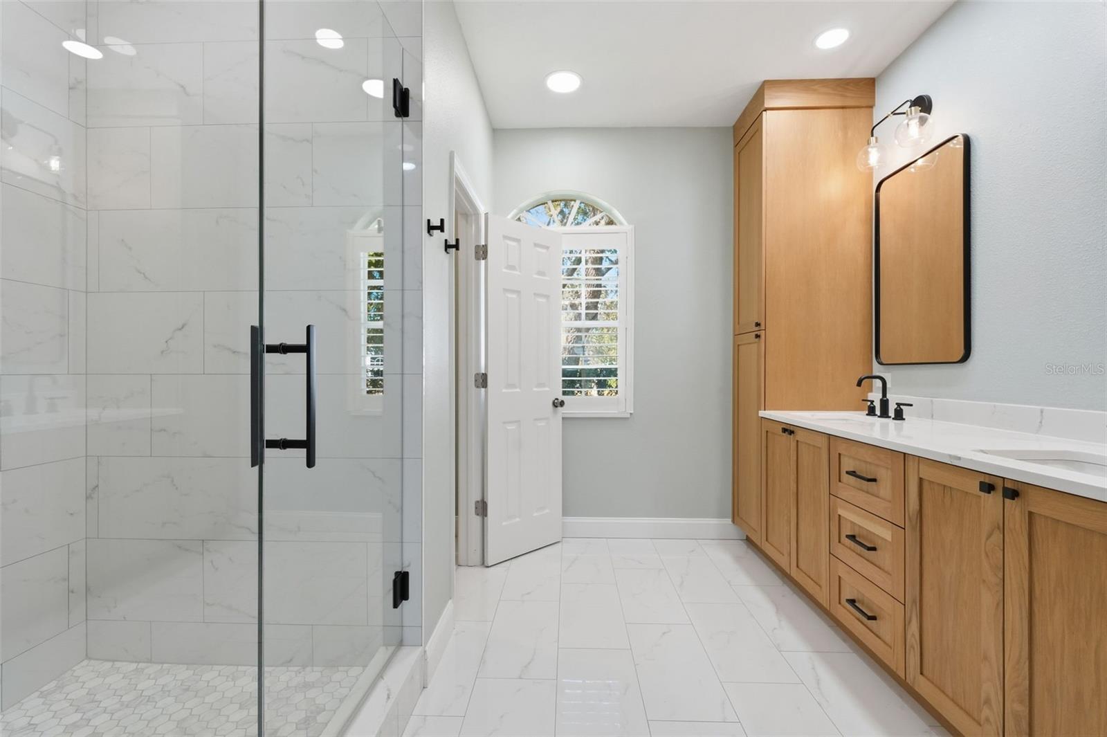 Image 20 of 44 For 1857 Riveredge Drive