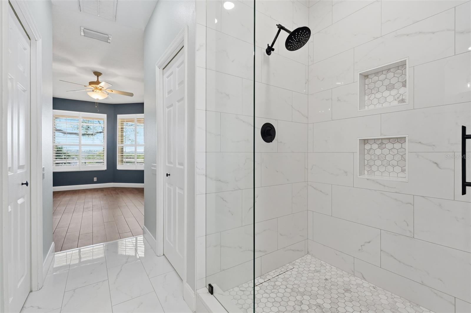 Image 23 of 44 For 1857 Riveredge Drive