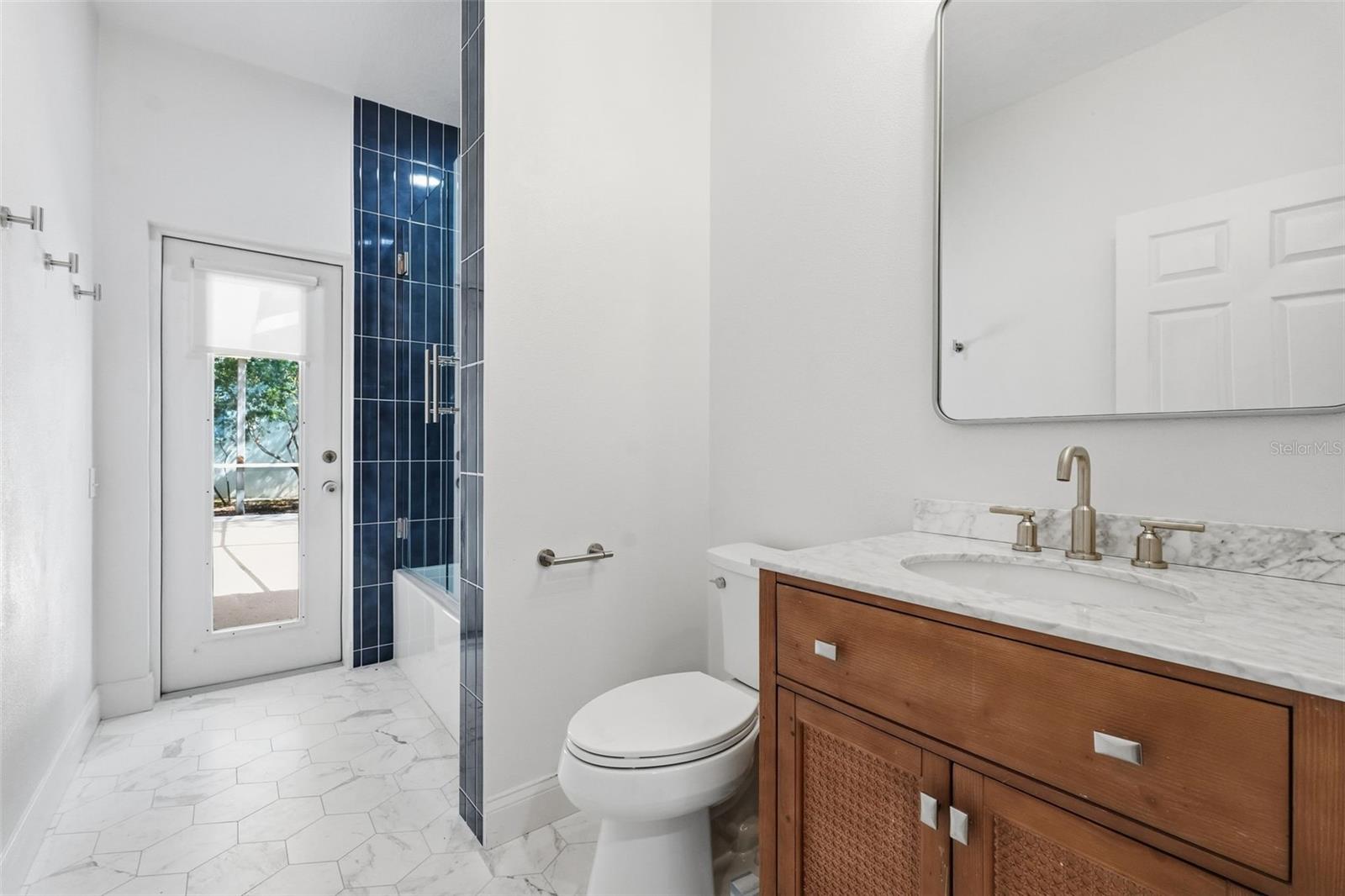 Image 27 of 44 For 1857 Riveredge Drive