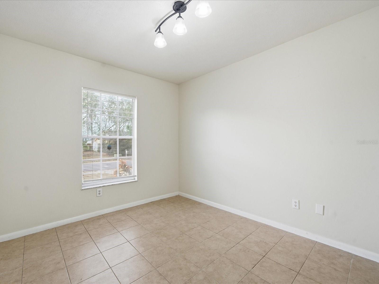 Image 10 of 36 For 13317 Lake George Lane