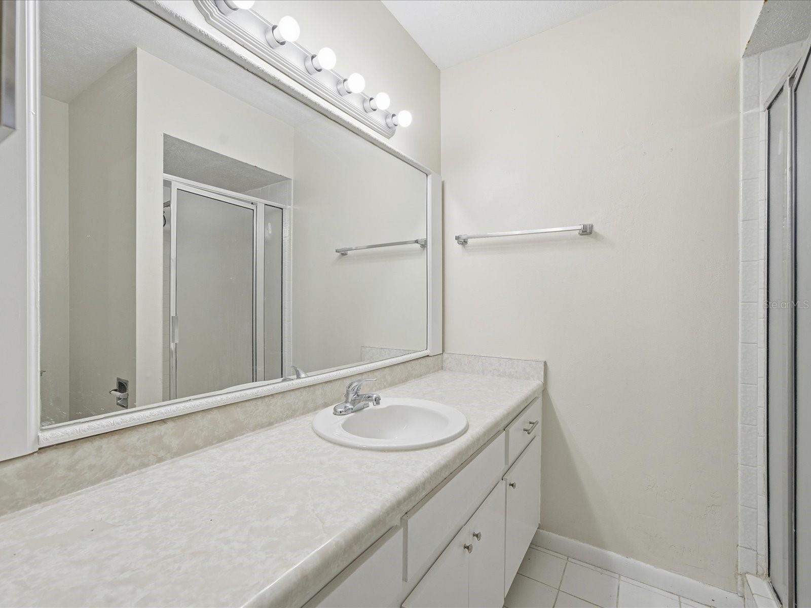 Image 26 of 36 For 13317 Lake George Lane