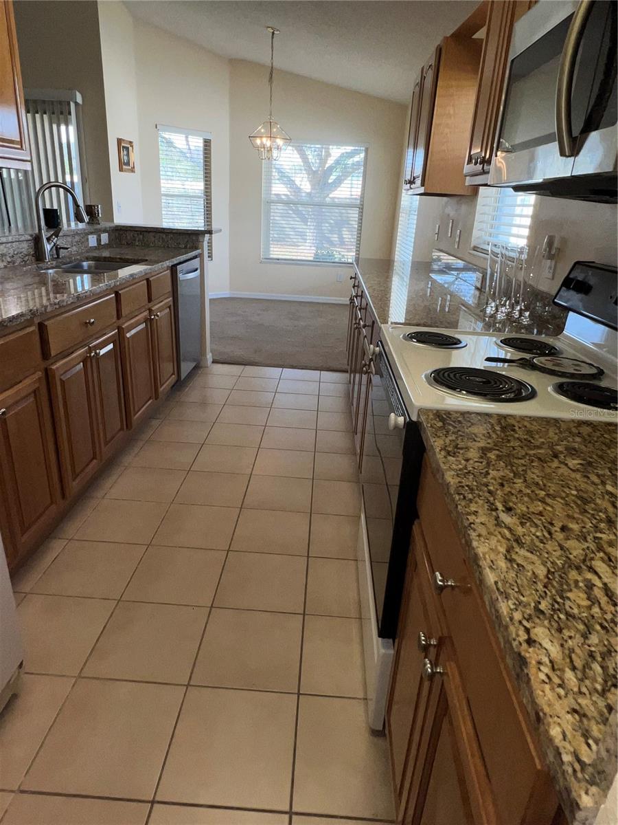 Image 18 of 55 For 387 Tavernier Circle