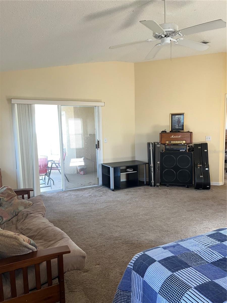 Image 21 of 55 For 387 Tavernier Circle