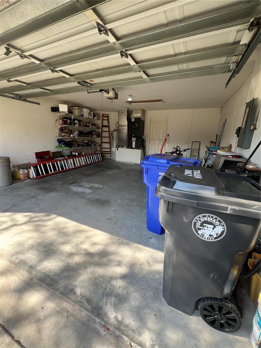 Image 41 of 55 For 387 Tavernier Circle