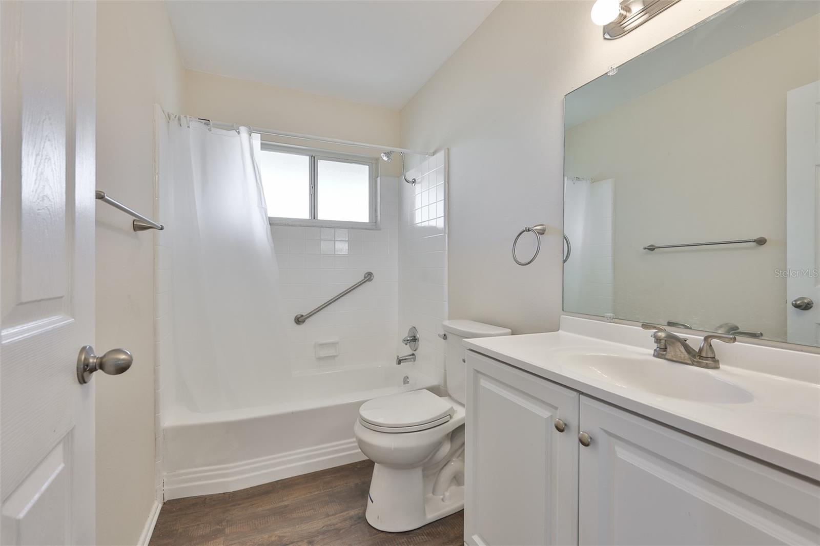 Image 10 of 25 For 703 Bel Air Avenue