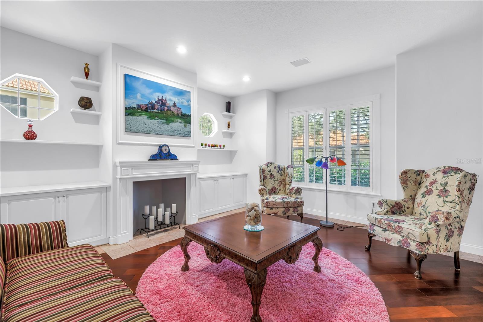 Image 10 of 45 For 4930 Sandpiper Lane S