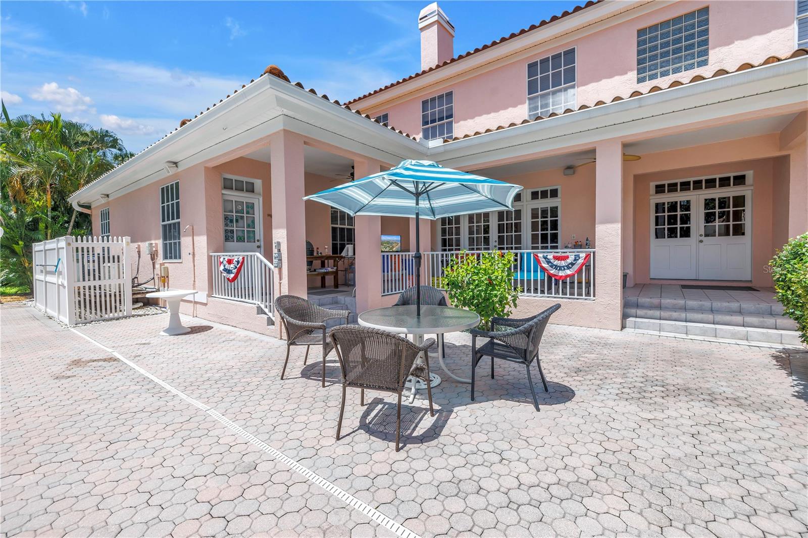 Image 25 of 45 For 4930 Sandpiper Lane S