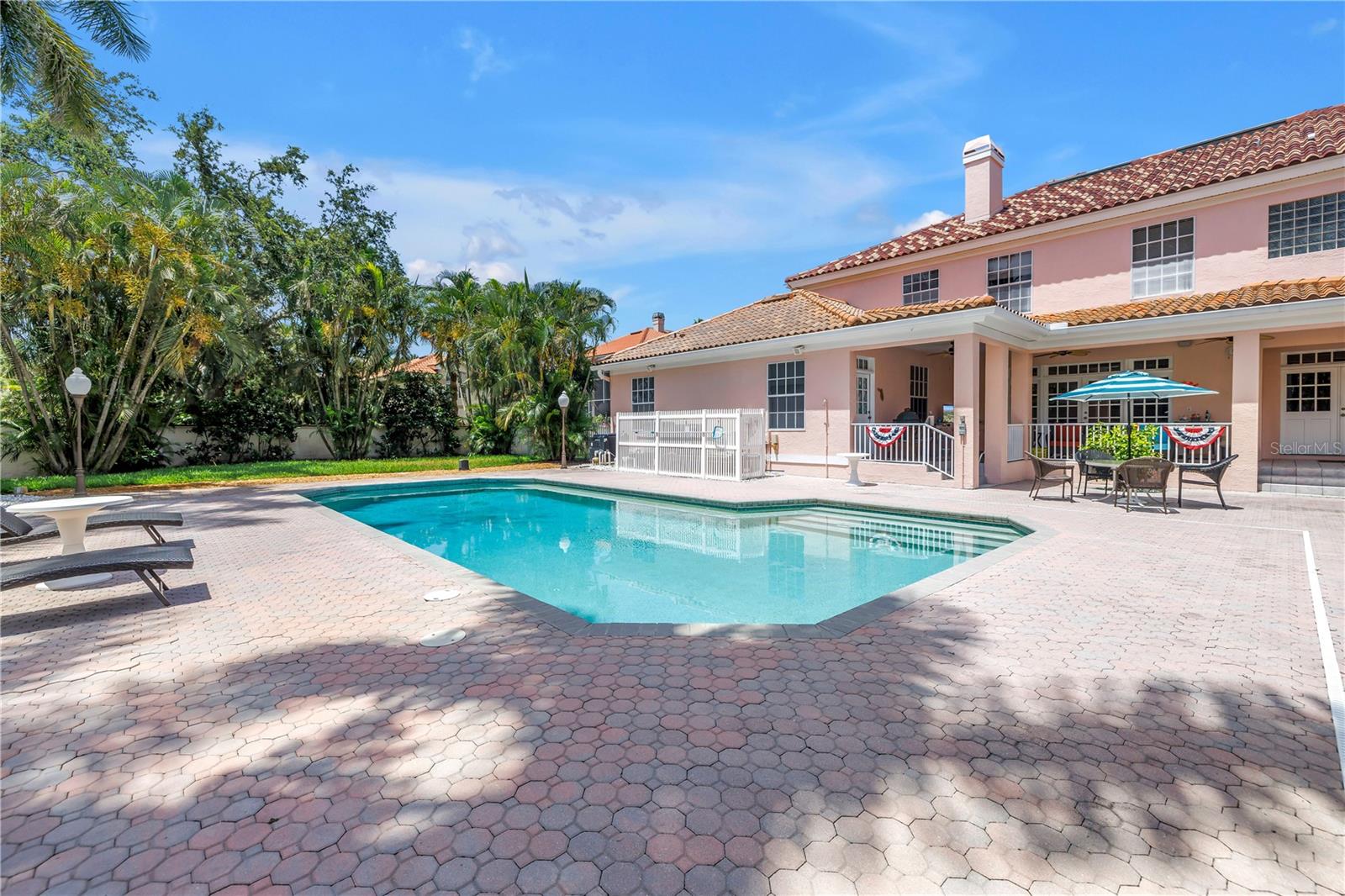 Image 29 of 45 For 4930 Sandpiper Lane S