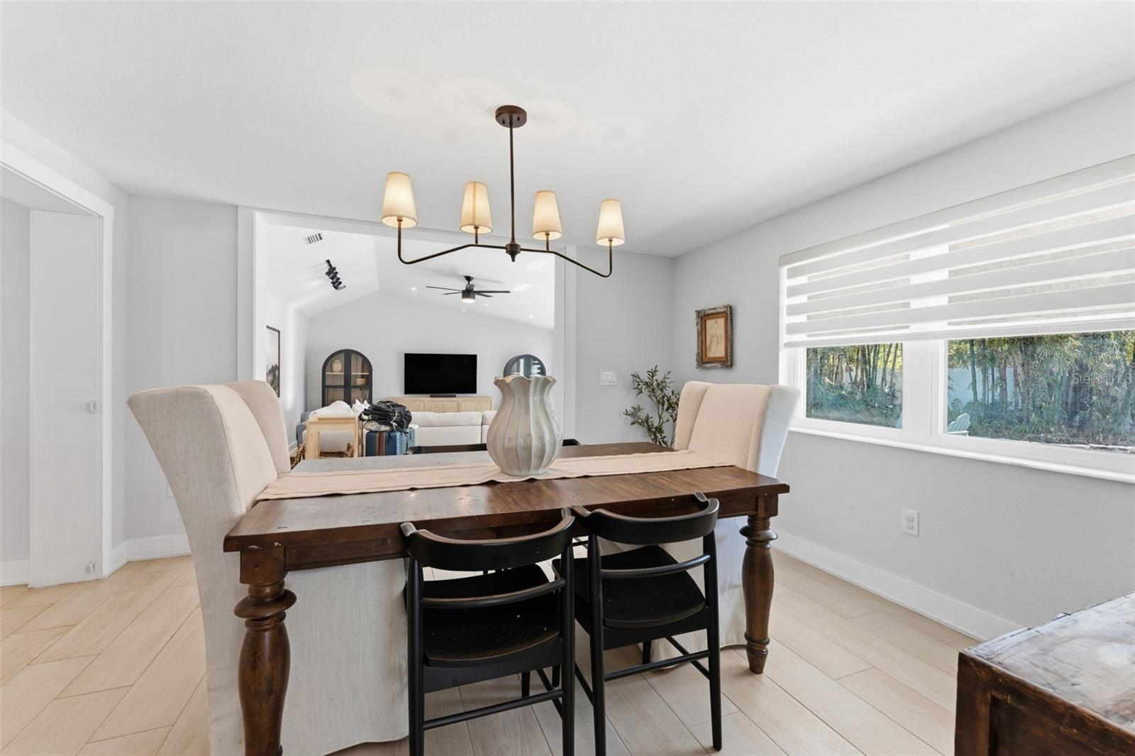 Image 15 of 51 For 3910 Paxton Avenue