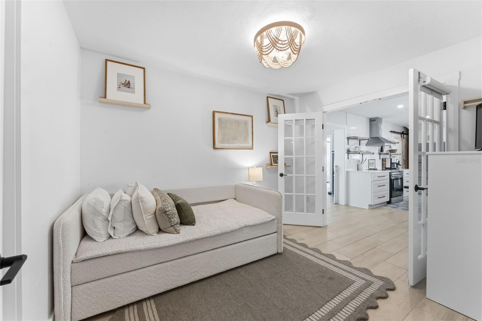 Image 30 of 51 For 3910 Paxton Avenue