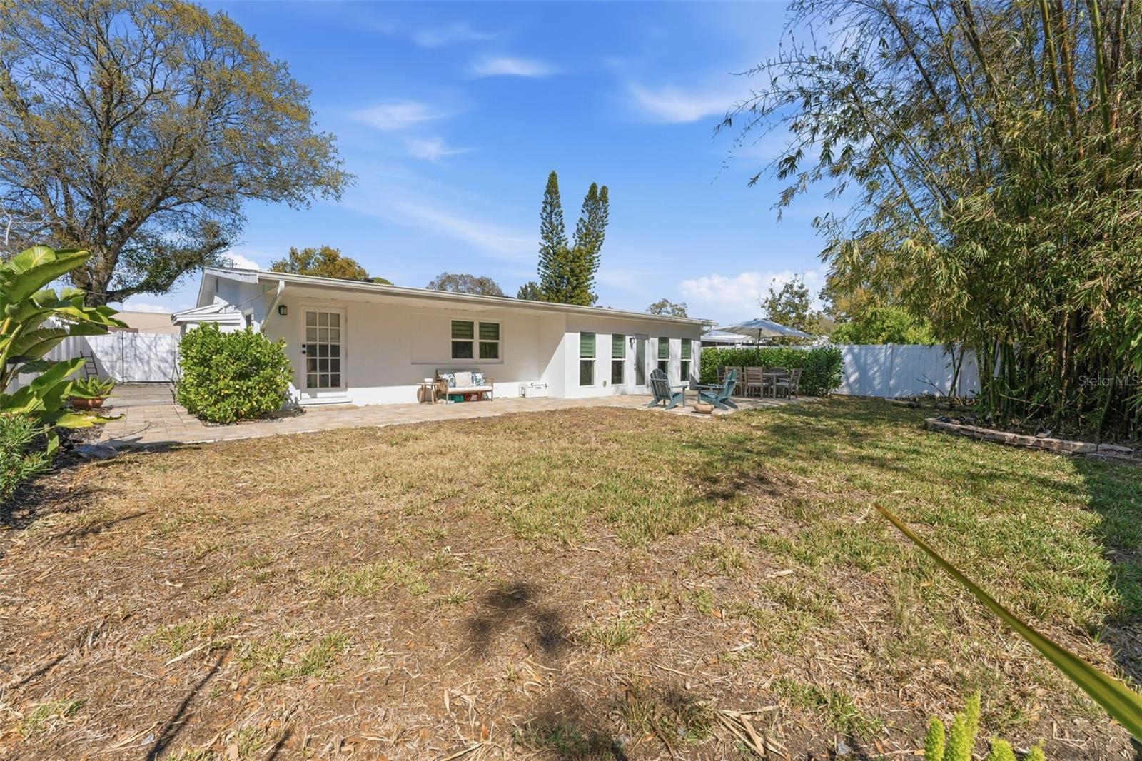 Image 46 of 51 For 3910 Paxton Avenue