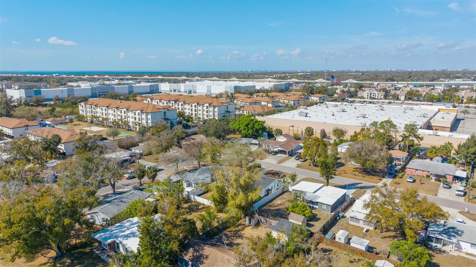 Image 49 of 51 For 3910 Paxton Avenue