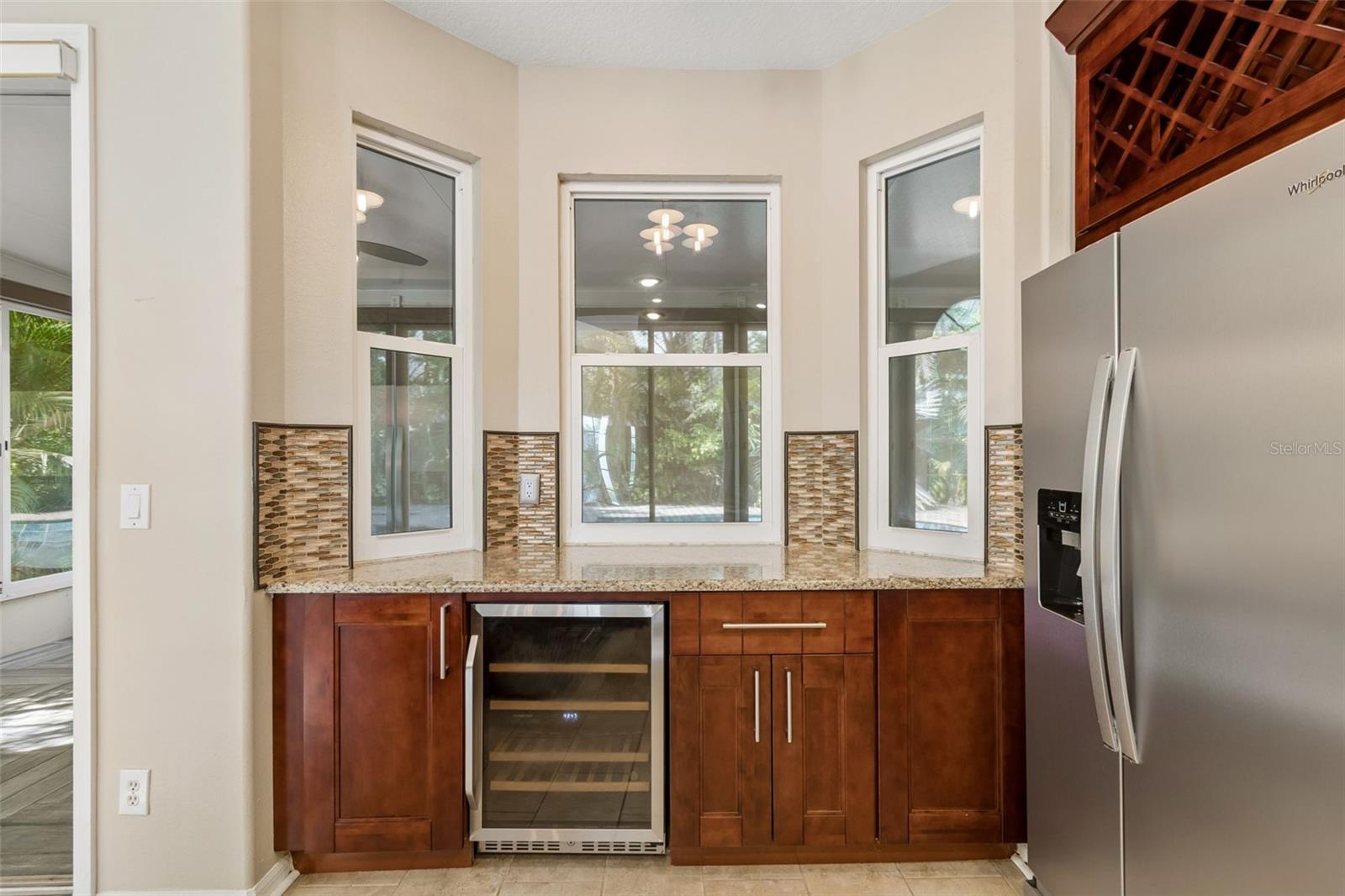 Image 20 of 86 For 461 Briland Street