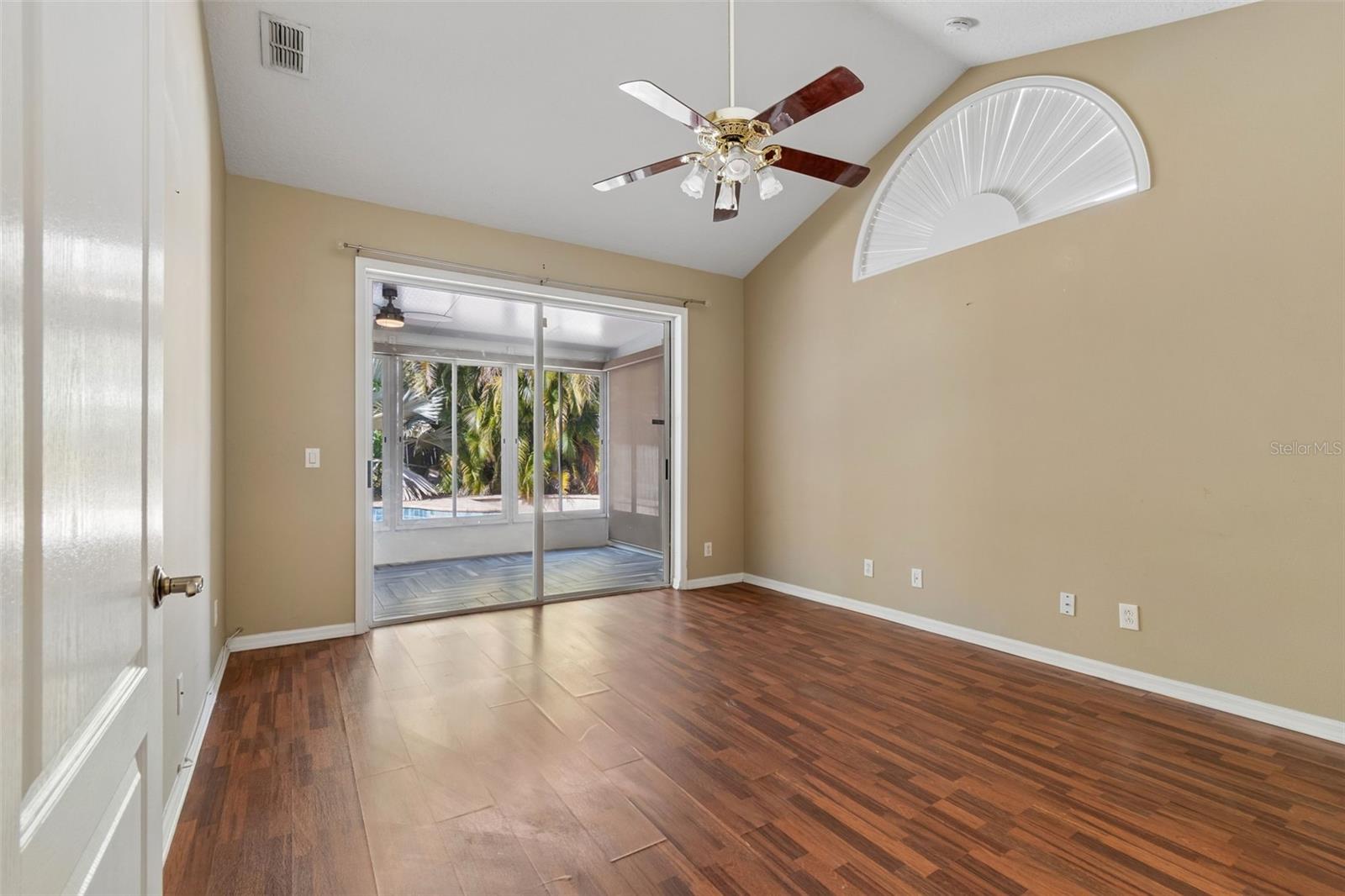 Image 25 of 86 For 461 Briland Street