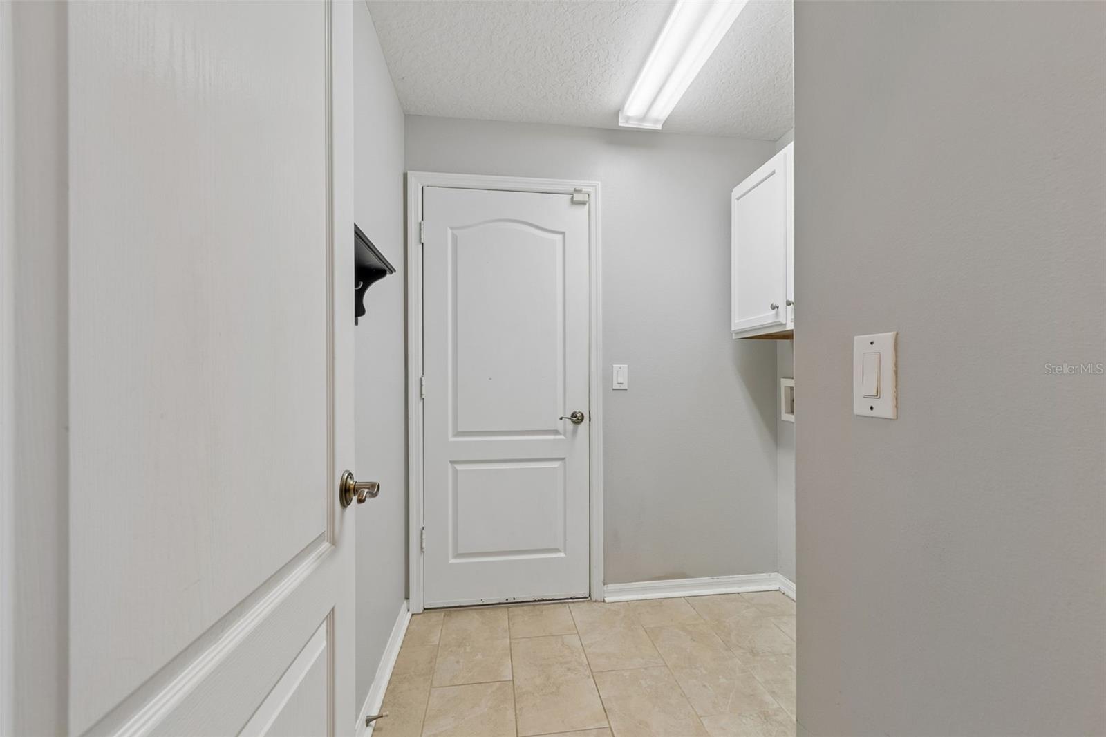 Image 38 of 86 For 461 Briland Street