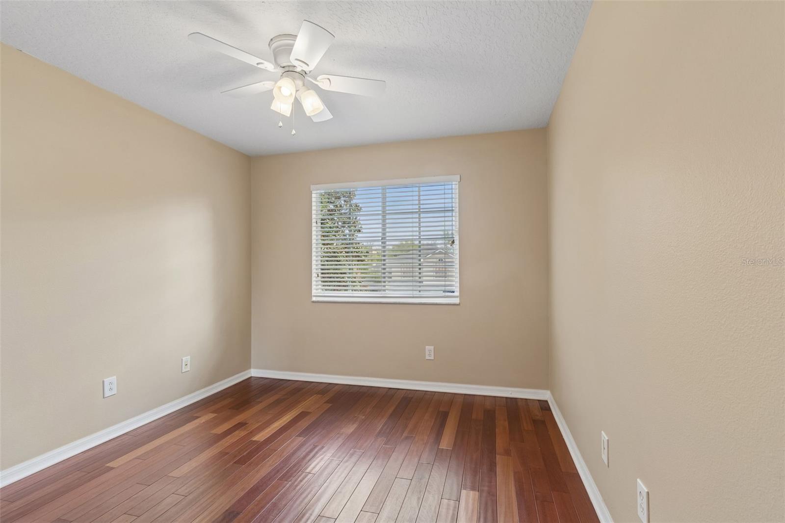 Image 41 of 86 For 461 Briland Street