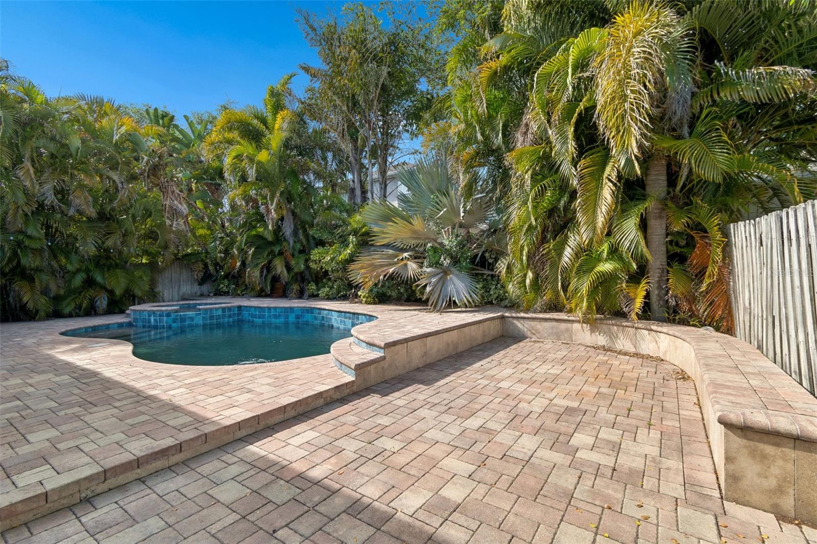 Image 64 of 86 For 461 Briland Street