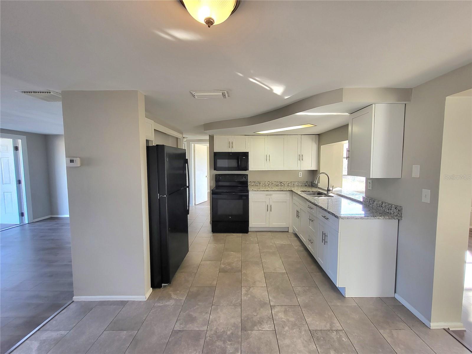 Image 6 of 18 For 4004 Grayton Drive