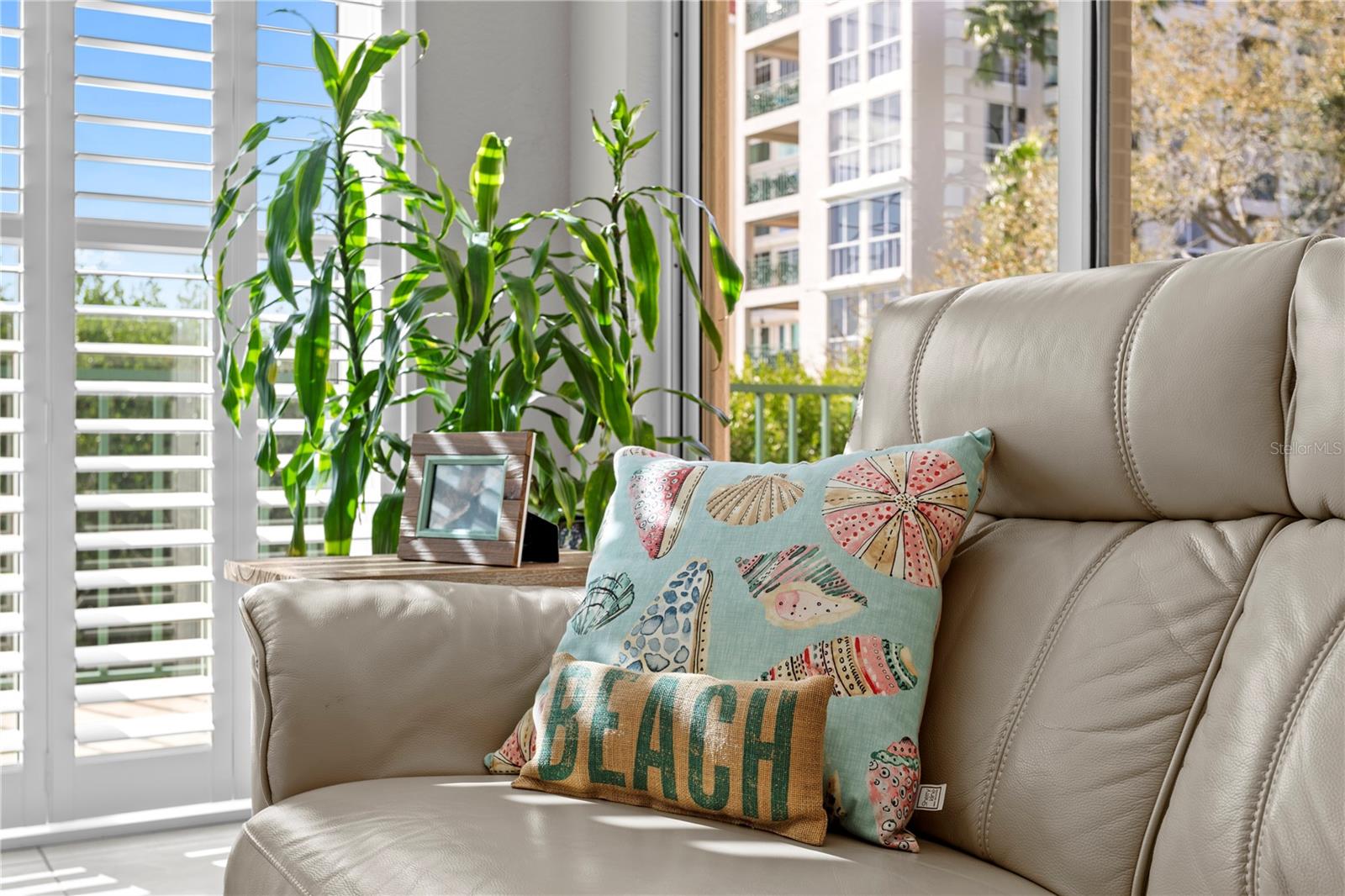 Image 11 of 63 For 4750 Dolphin Cay Lane S 107