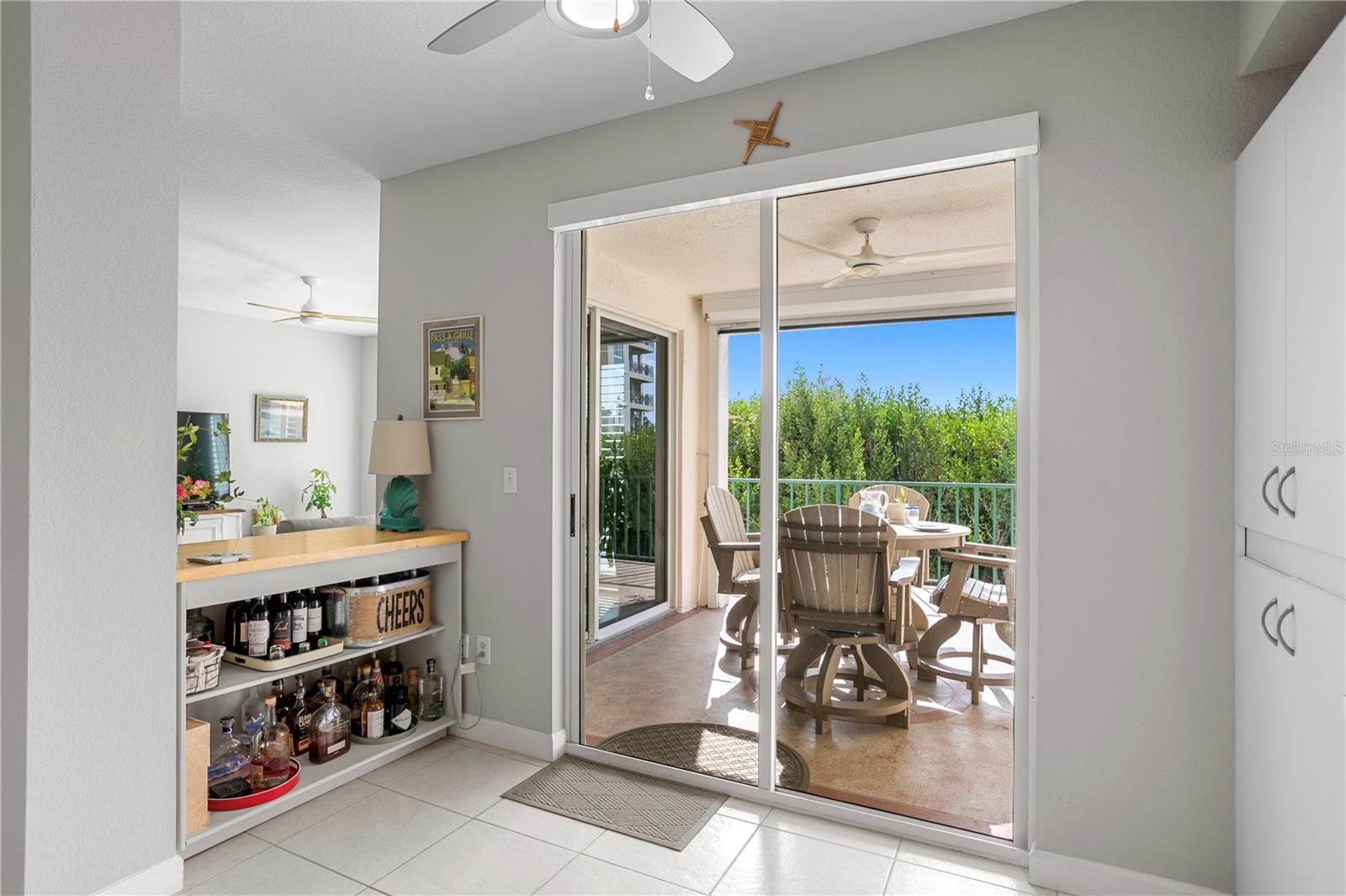 Image 18 of 63 For 4750 Dolphin Cay Lane S 107