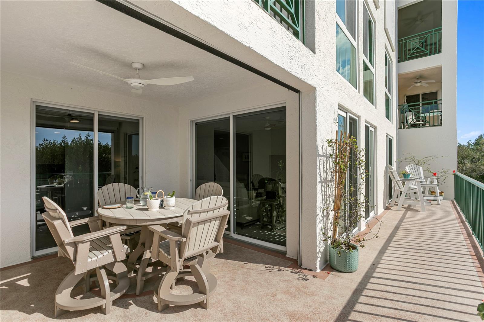 Image 21 of 63 For 4750 Dolphin Cay Lane S 107