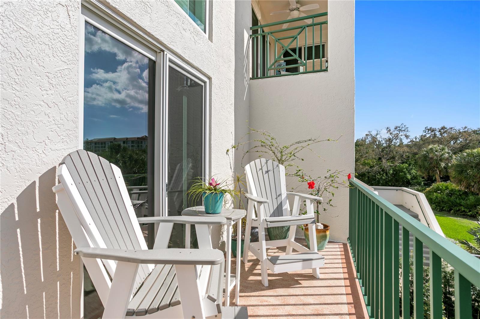 Image 25 of 63 For 4750 Dolphin Cay Lane S 107