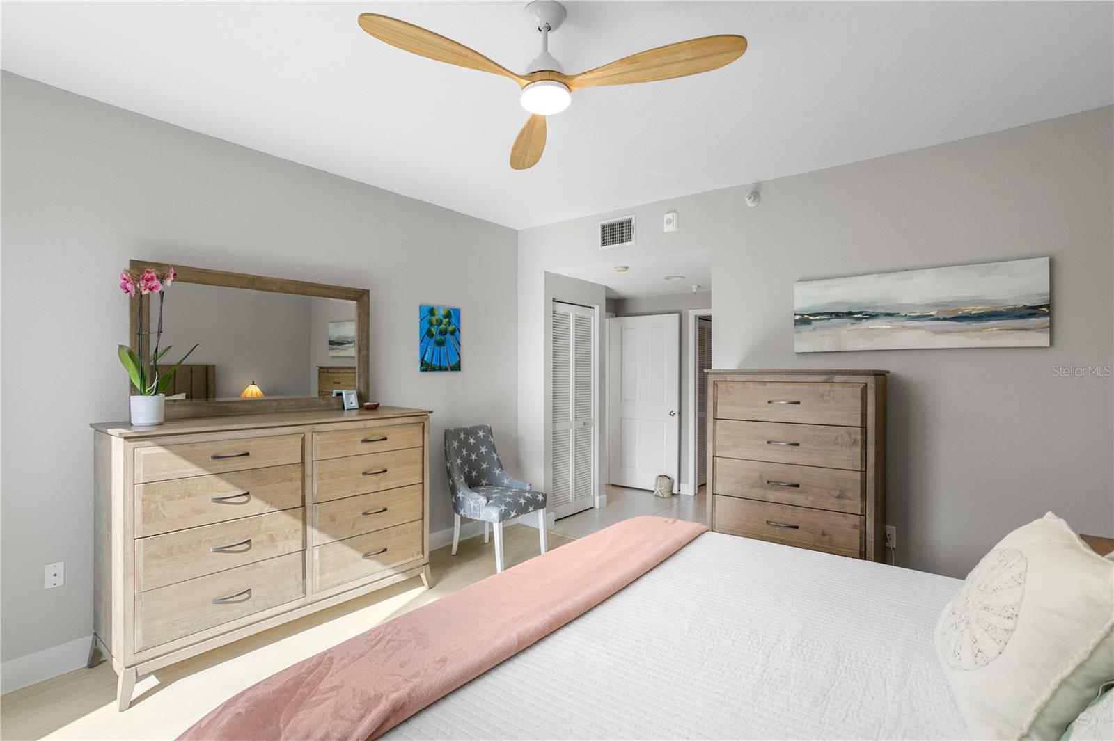 Image 29 of 63 For 4750 Dolphin Cay Lane S 107