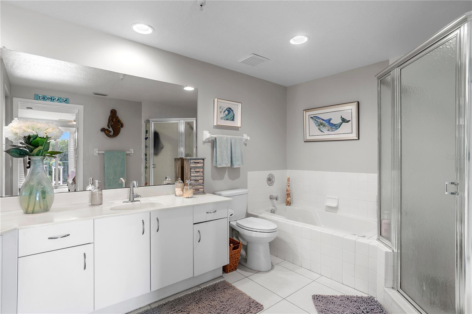 Image 31 of 63 For 4750 Dolphin Cay Lane S 107