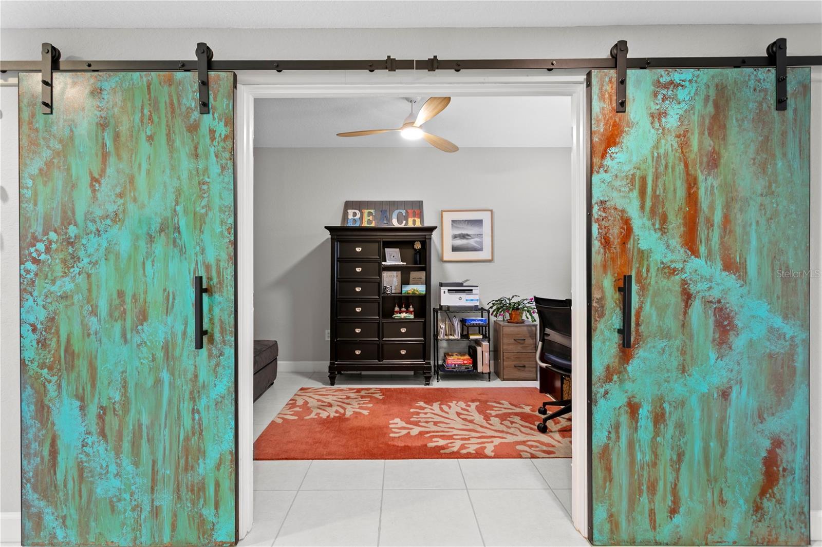 Image 38 of 63 For 4750 Dolphin Cay Lane S 107