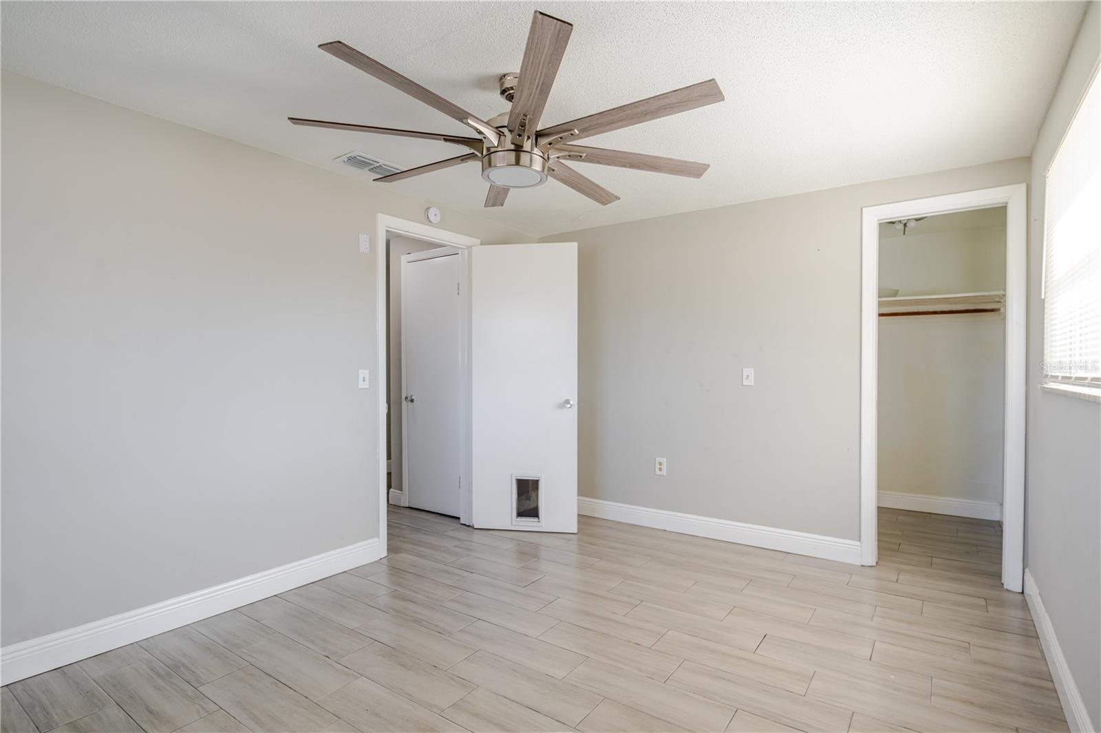 Image 12 of 27 For 8922 Chilton Drive