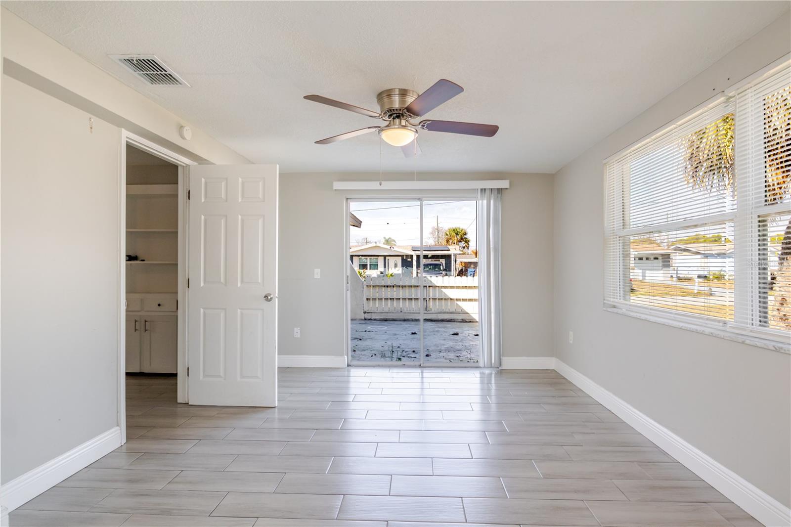 Image 14 of 27 For 8922 Chilton Drive