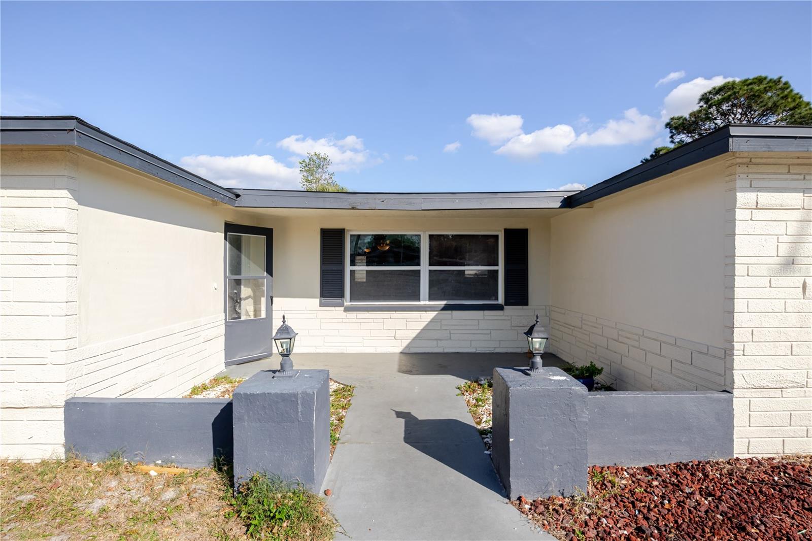 Image 22 of 27 For 8922 Chilton Drive