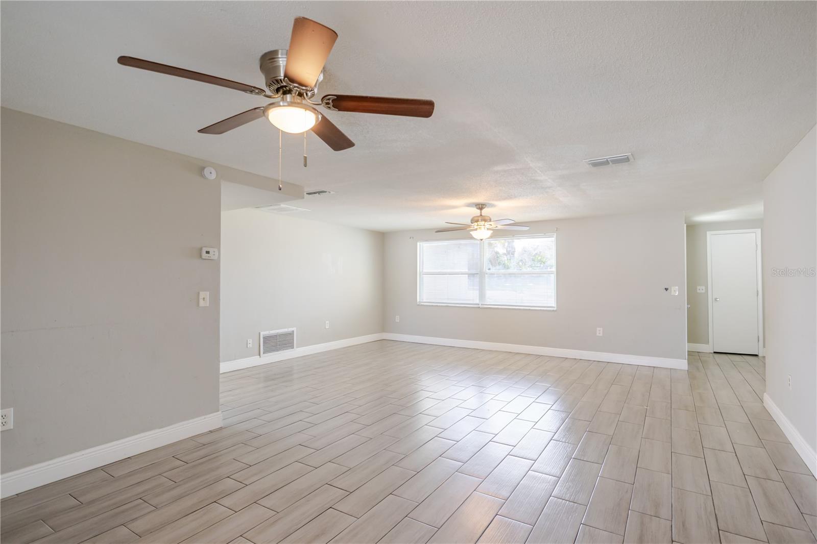 Image 3 of 27 For 8922 Chilton Drive