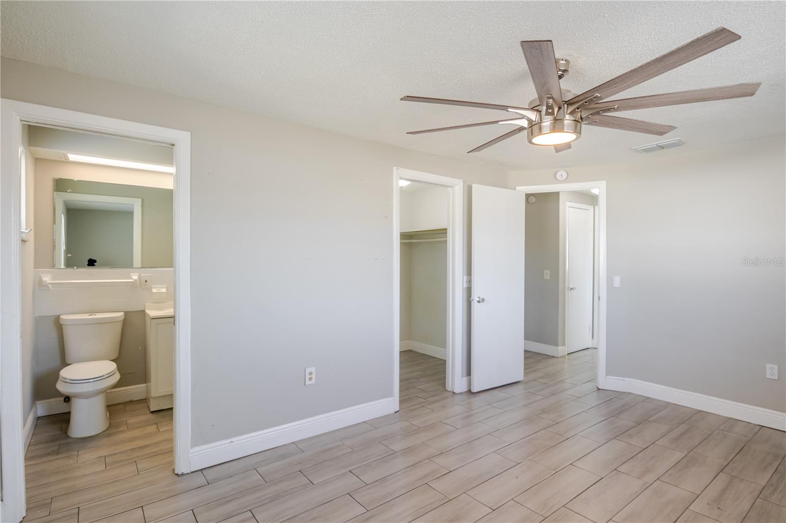 Image 8 of 27 For 8922 Chilton Drive