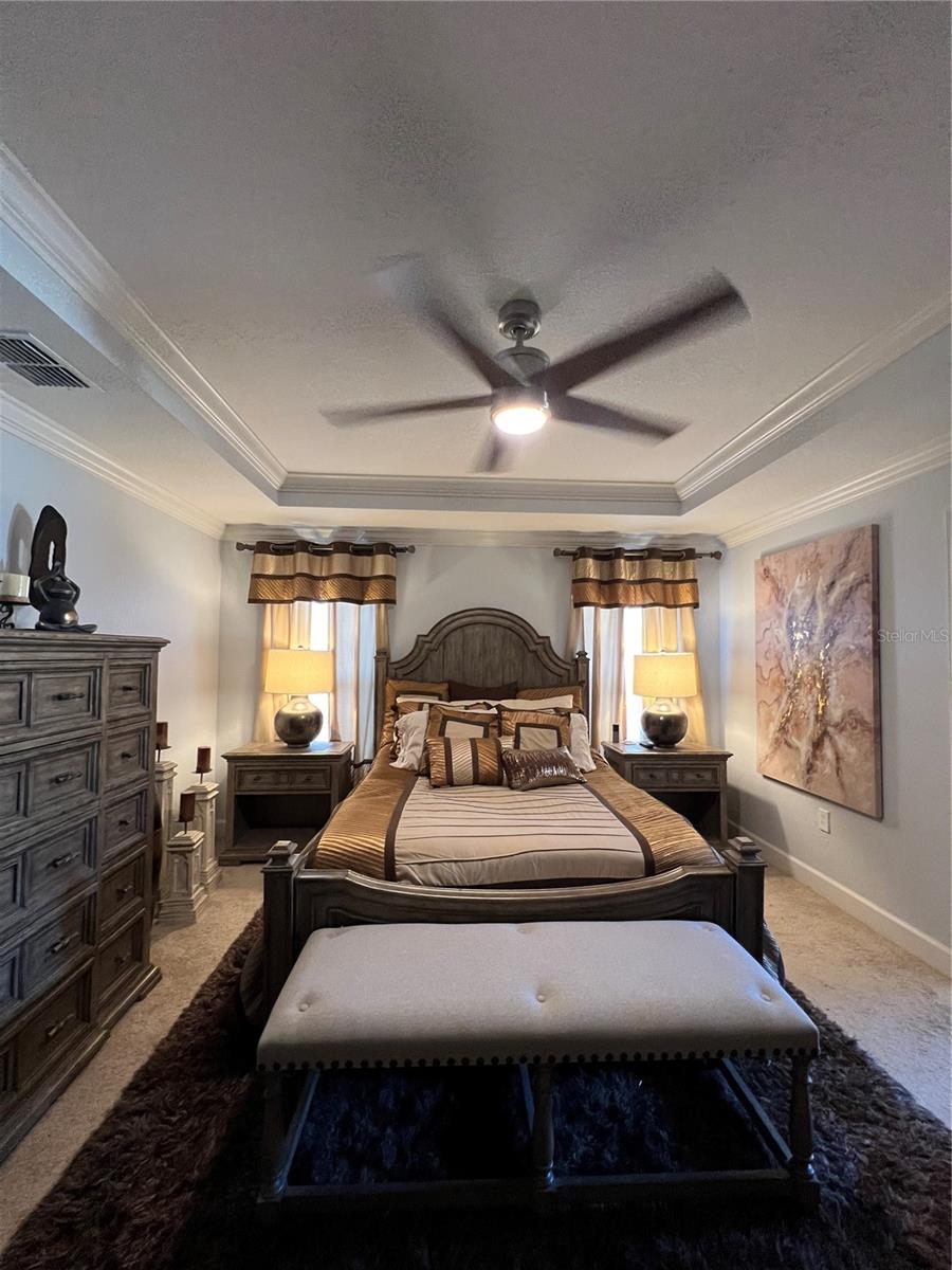 Image 11 of 21 For 4762 Drake Avenue