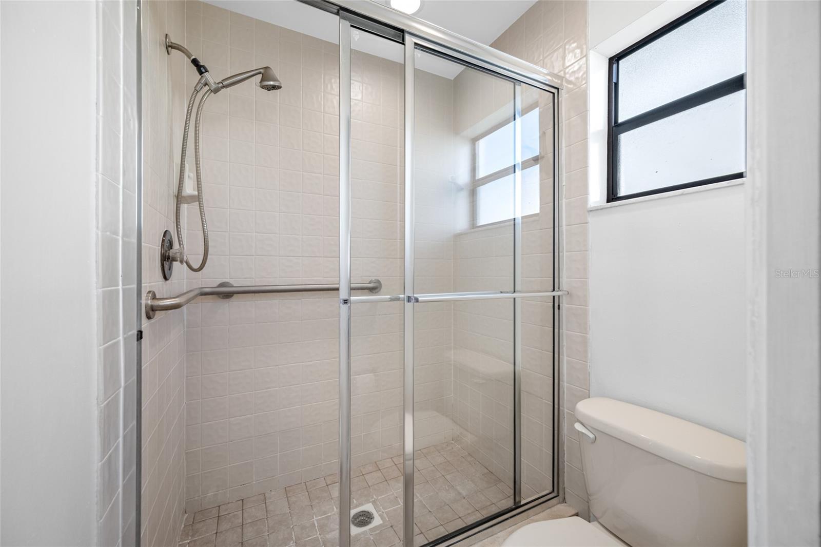 Image 21 of 34 For 14778 Feather Cove Road