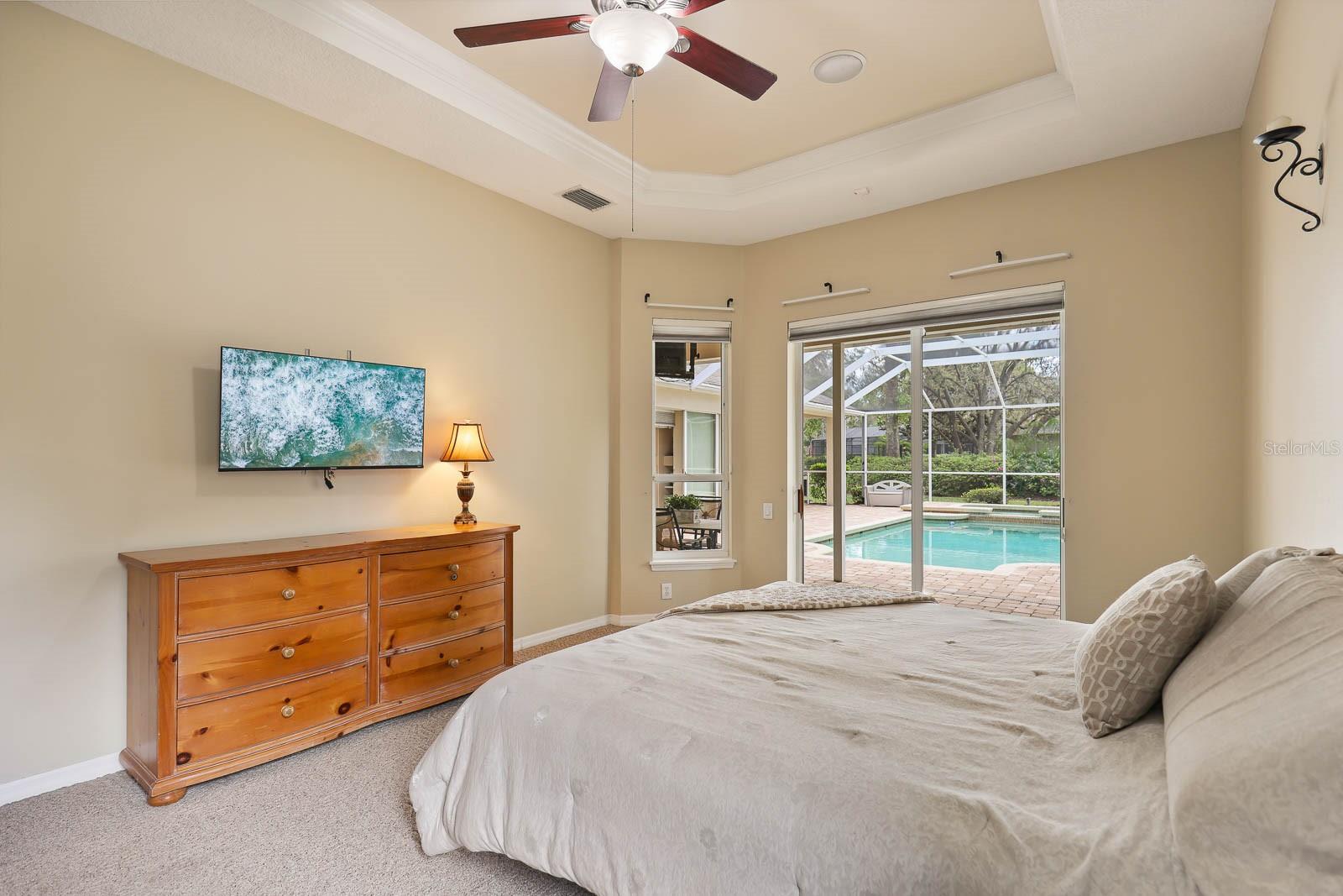 Listing photo id 27 for 6109 Kingbird Manor Drive